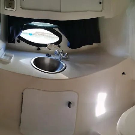 Albatiara Rent Boat *