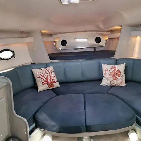 Albatiara Rent Boat Botel Syracuse